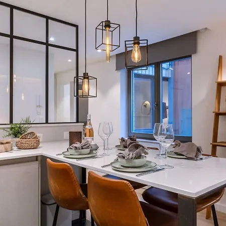 Apartamento Stylish 50 Meters From The *